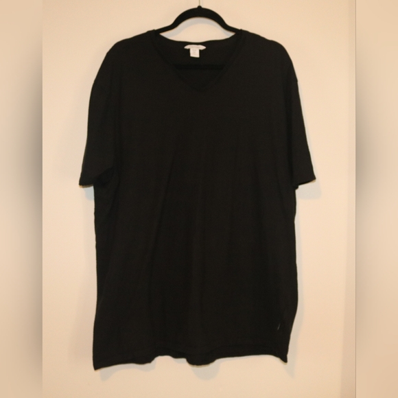 Calvin Klein - Picture 1 of 3